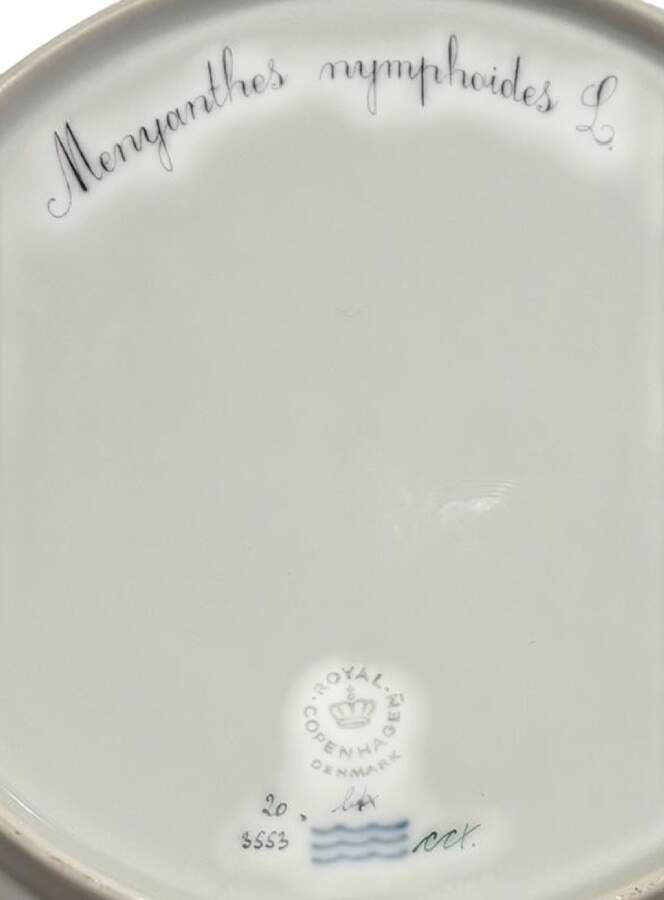 Flora Danica (1961 To Current) 10" Pierced Dinner Plate/Fruit Std-Menyanthes nymphoides L by Royal Copenhagen-1