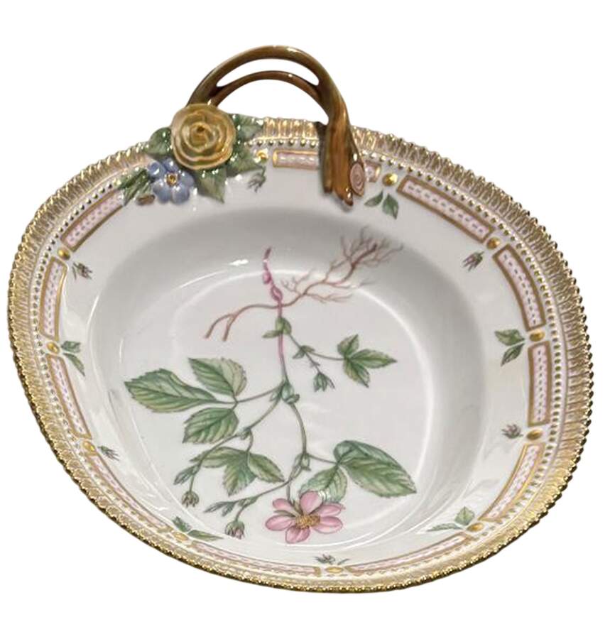Flora Danica (1961 To Current) 9" Oval Handled Pickle/Accent-Grambe maritima L by Royal Copenhagen-1