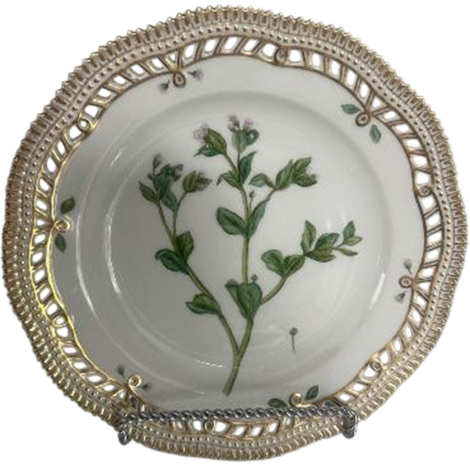 Flora Danica (1961 To Current) 10" Pierced Dinner Plate/Fruit Std-Pulmonaria maritima L by Royal Copenhagen-1