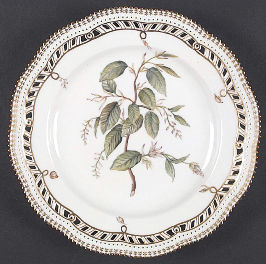 Flora Danica (1961 To Current) 10" Pierced Dinner Plate/Fruit Stand by Royal Copenhagen-1