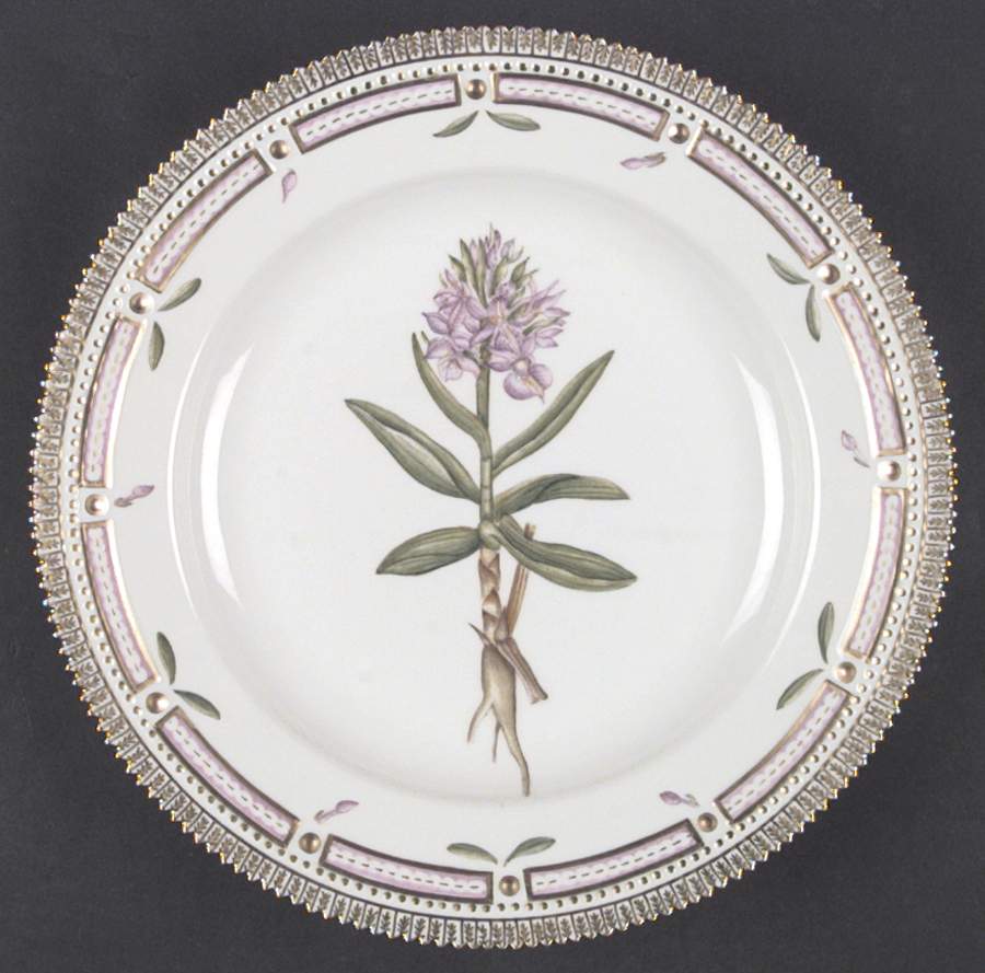 Flora Danica (1961 To Current) Dinner Plate-Orchis sambucina L by Royal Copenhagen-1