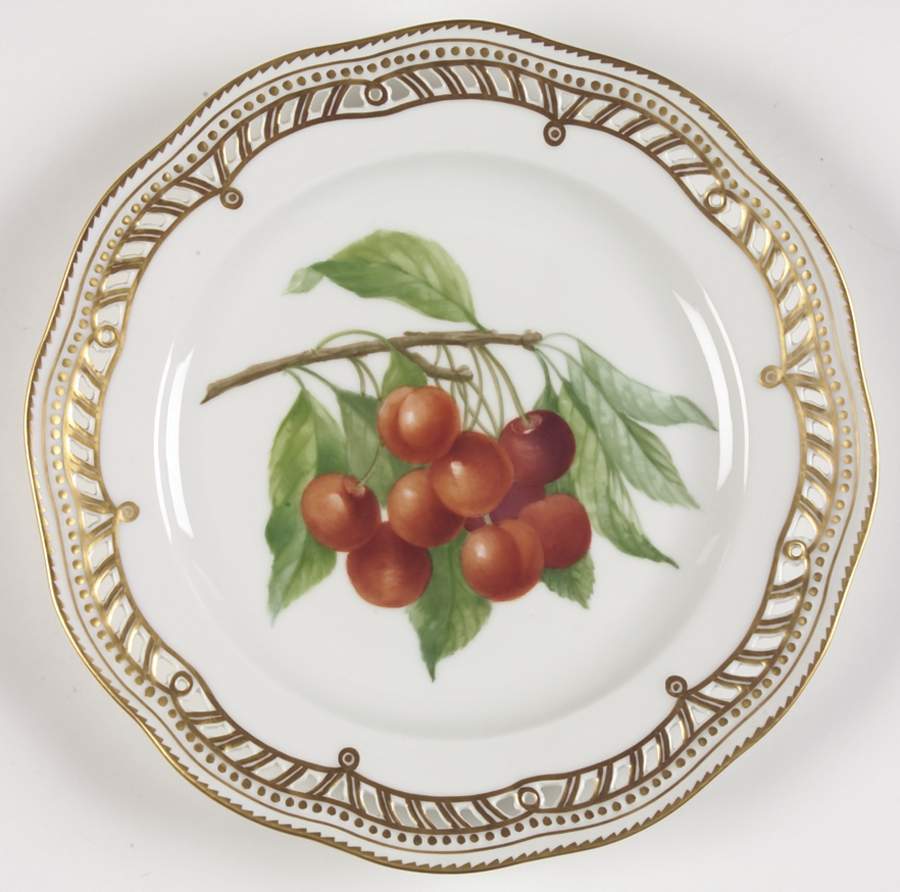 Flora Danica (1961 To Current) Fruit Service Plate by Royal Copenhagen-1