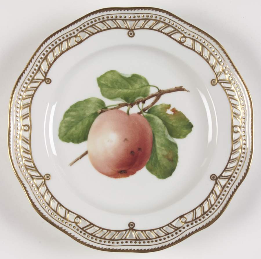 Flora Danica (1961 To Current) Fruit Service Plate by Royal Copenhagen-1