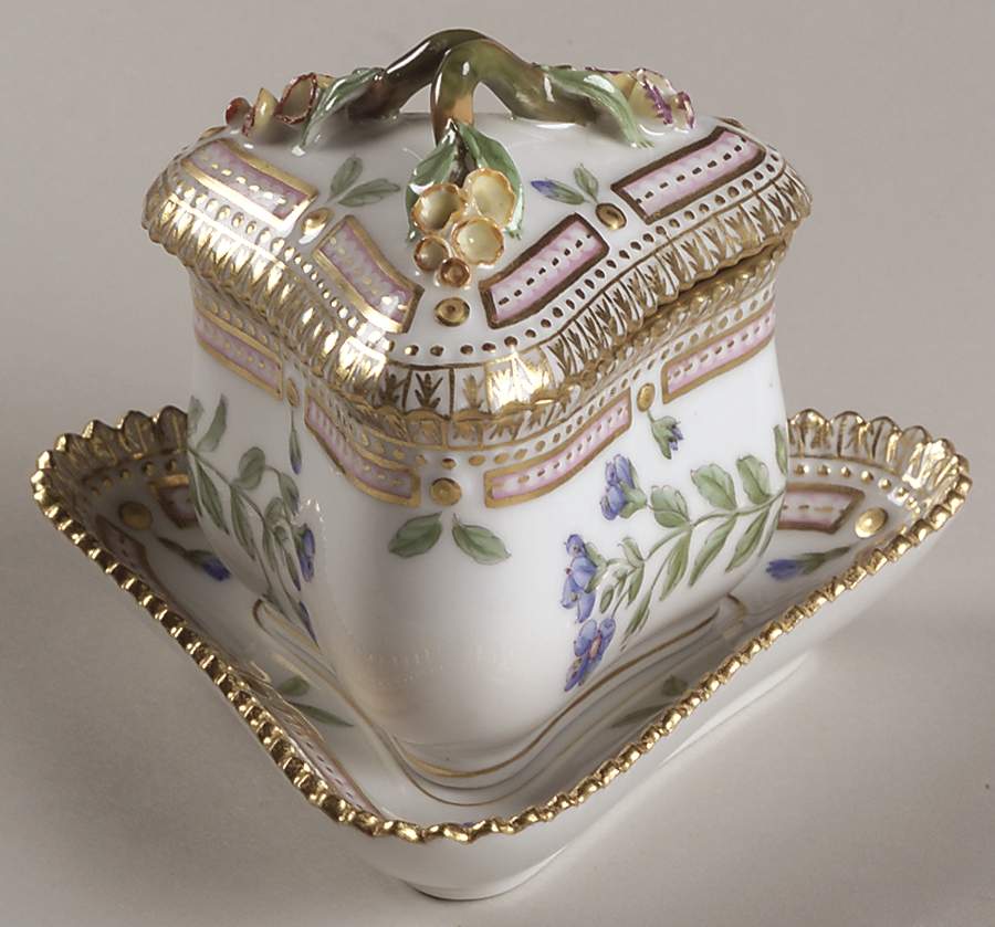 Flora Danica (1961 To Current) Triangular Custard Cup, Saucer & Lid-Veronica saxa by Royal Copenhagen-1