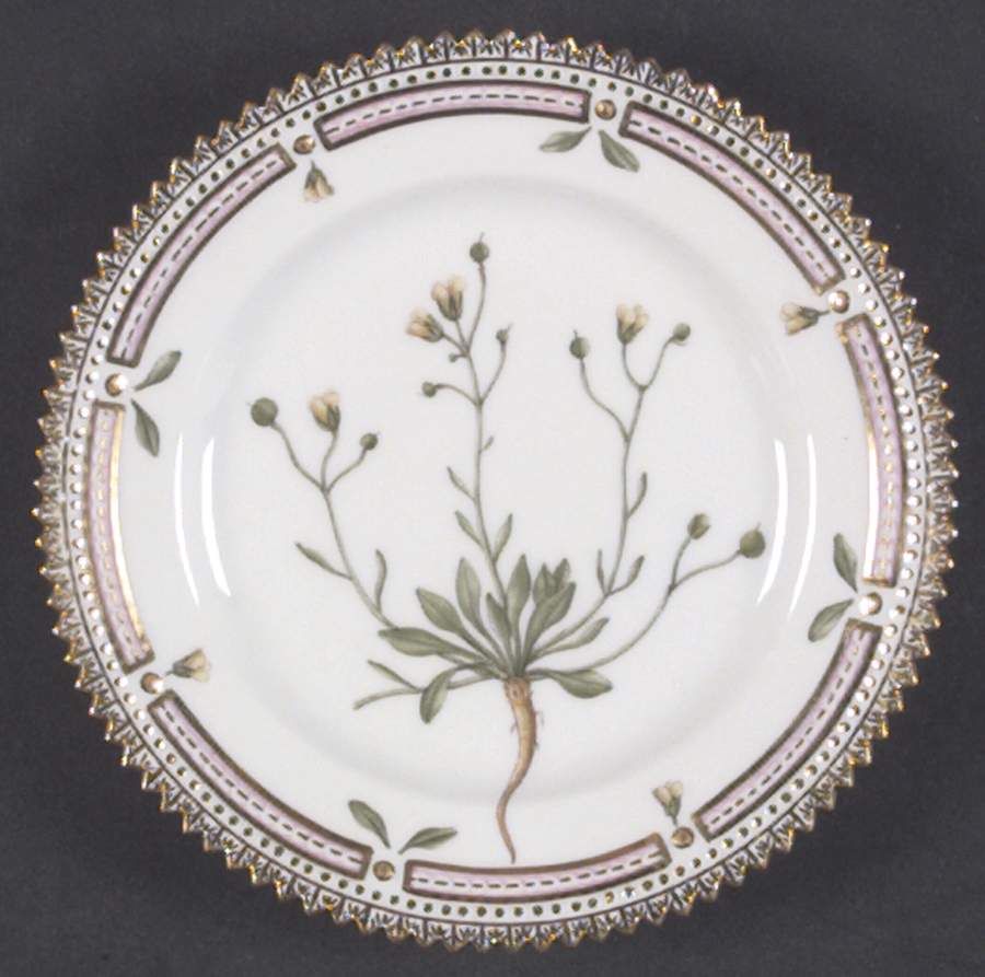 Flora Danica (1961 To Current) Bread & Butter Plate by Royal Copenhagen-1