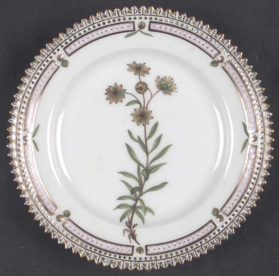 Flora Danica (1961 To Current) Bread & Butter Plate by Royal Copenhagen-1