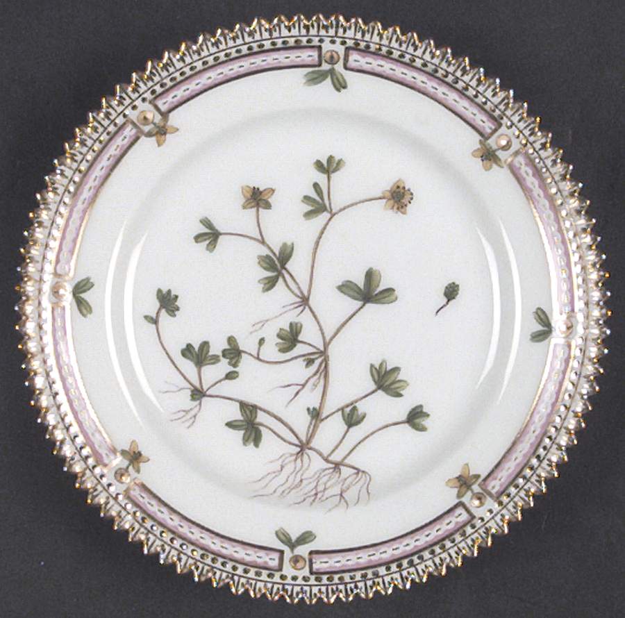 Flora Danica (1961 To Current) Bread & Butter Plate by Royal Copenhagen-1