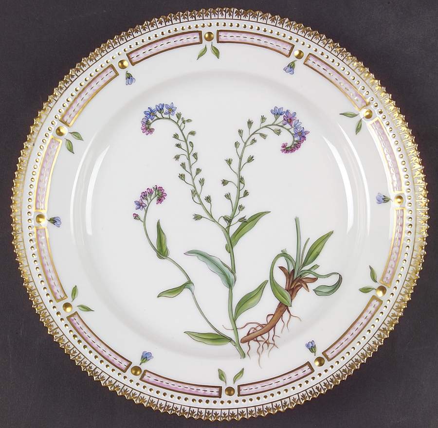 Flora Danica (1961 To Current) Luncheon Plate-Myosotis scorpioides Oed by Royal Copenhagen-1