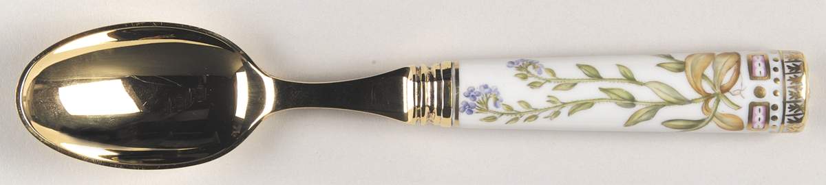 Flora Danica (1961 To Current) Dinner Spoon by Royal Copenhagen-1