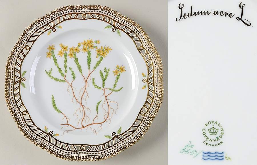 Flora Danica (1961 To Current) 9" Pierced Luncheon Plate/Fruit Std-Sedum acre L by Royal Copenhagen-1