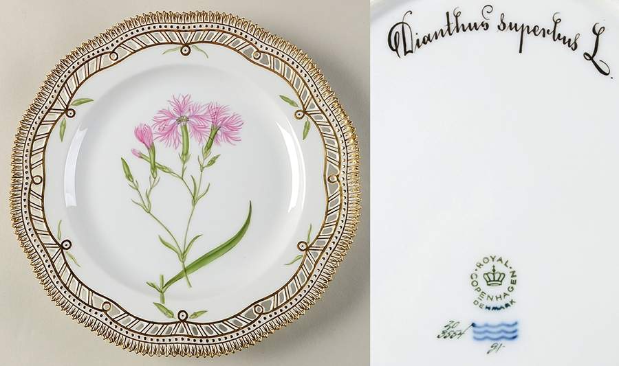 Flora Danica (1961 To Current) 9" Pierced Luncheon Plate/Fruit Std-Dianthus super by Royal Copenhagen-1