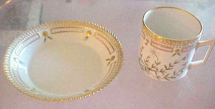 Flora Danica (1961 To Current) Chocolate Cup & Serrated Saucer-Stellaria trigynum by Royal Copenhagen-1