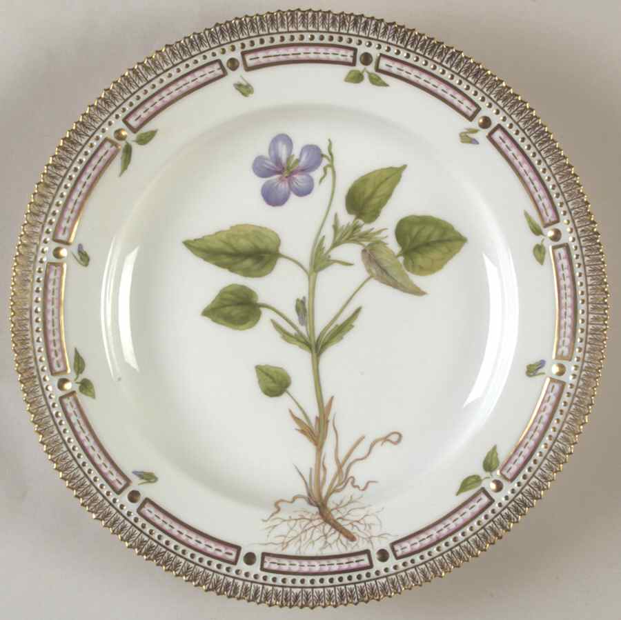 Flora Danica (1961 To Current) Dinner Plate-Viola montana L by Royal Copenhagen-1