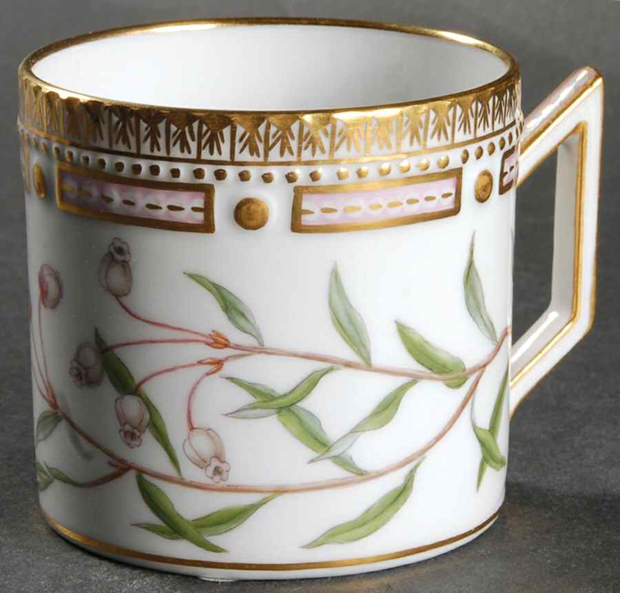 Flora Danica (1961 To Current) Chocolate Cup-Andromeda polifolia L by Royal Copenhagen-1