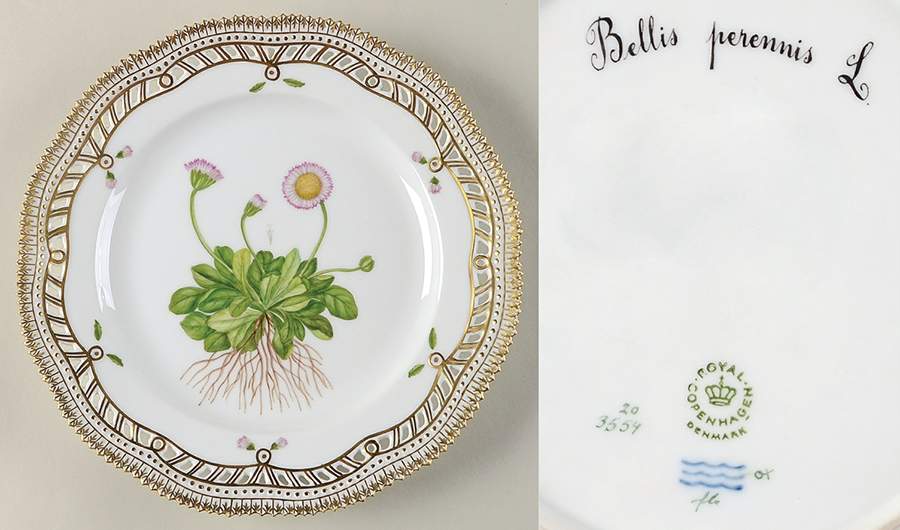 Flora Danica (1961 To Current) 9" Pierced Luncheon Plate/Fruit Std-Bellis perenni by Royal Copenhagen-1
