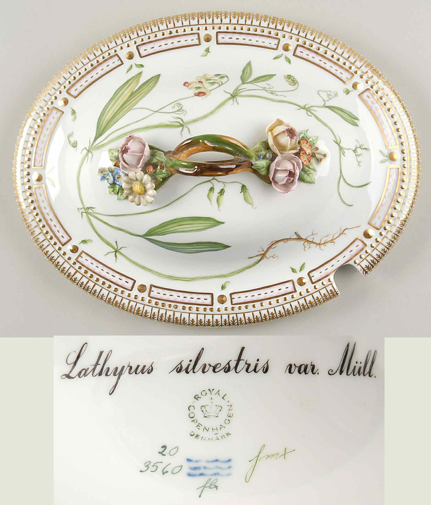 Flora Danica (1961 To Current) Lid for 5Qt Oval Tureen Lathyr,Silvestris,Var,Mull by Royal Copenhagen-1