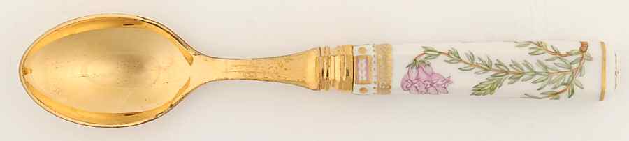 Flora Danica (1961 To Current) Dessert Spoon by Royal Copenhagen-1