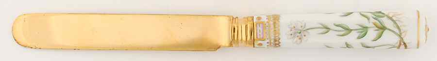 Flora Danica (1961 To Current) Dessert Knife by Royal Copenhagen-1