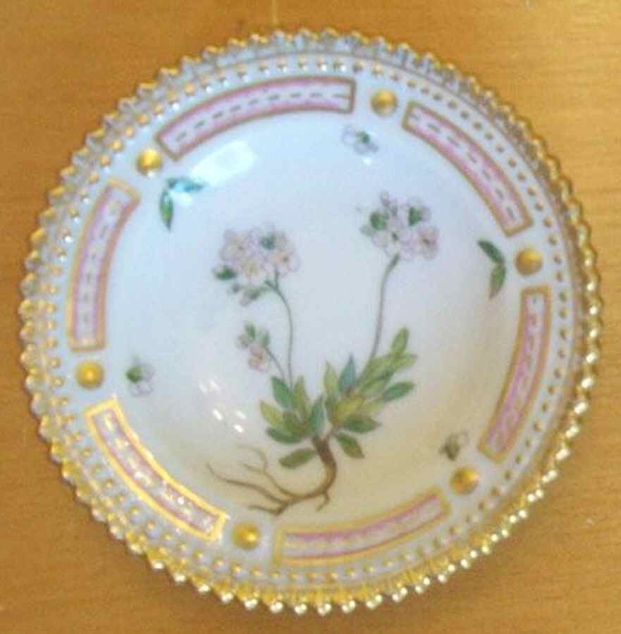 Flora Danica (1961 To Current) Butter Pat by Royal Copenhagen-1