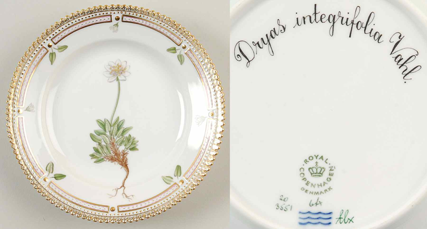 Flora Danica (1961 To Current) Dessert/Pie Plate-Dryas integrifolia Vahl. by Royal Copenhagen-1
