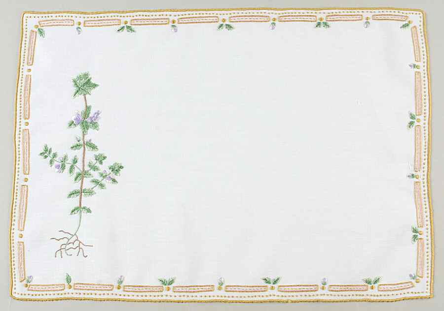 Flora Danica (1961 To Current) 18" Embroidered Linen Placemat by Royal Copenhagen-1
