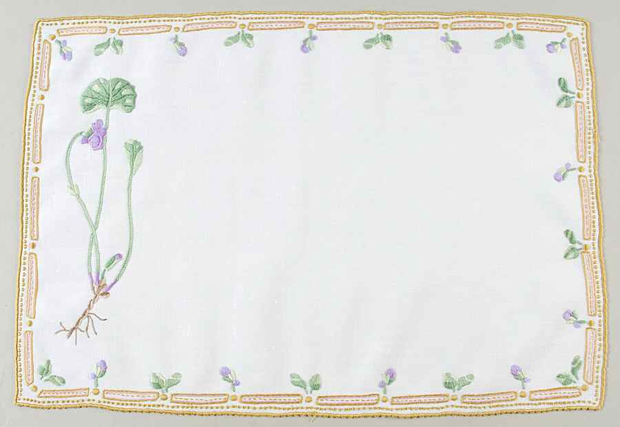 Flora Danica (1961 To Current) 18" Embroidered Linen Placemat by Royal Copenhagen-1
