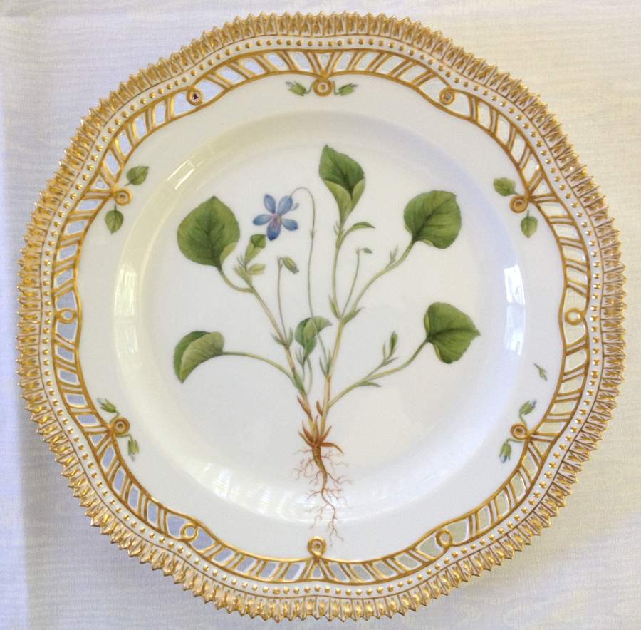 Flora Danica (1961 To Current) 9" Pierced Luncheon Plate/Fruit Std-Viola Silvatic by Royal Copenhagen-1