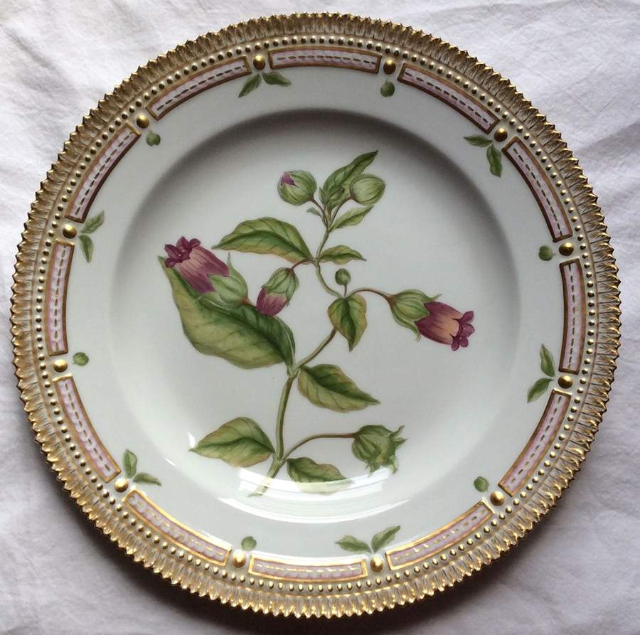 Flora Danica (1961 To Current) Dinner Plate-Atropa Belladonna L. by Royal Copenhagen-1