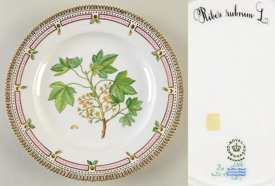 Flora Danica (1961 To Current) Dinner Plate-Ribes rubrum L by Royal Copenhagen-1