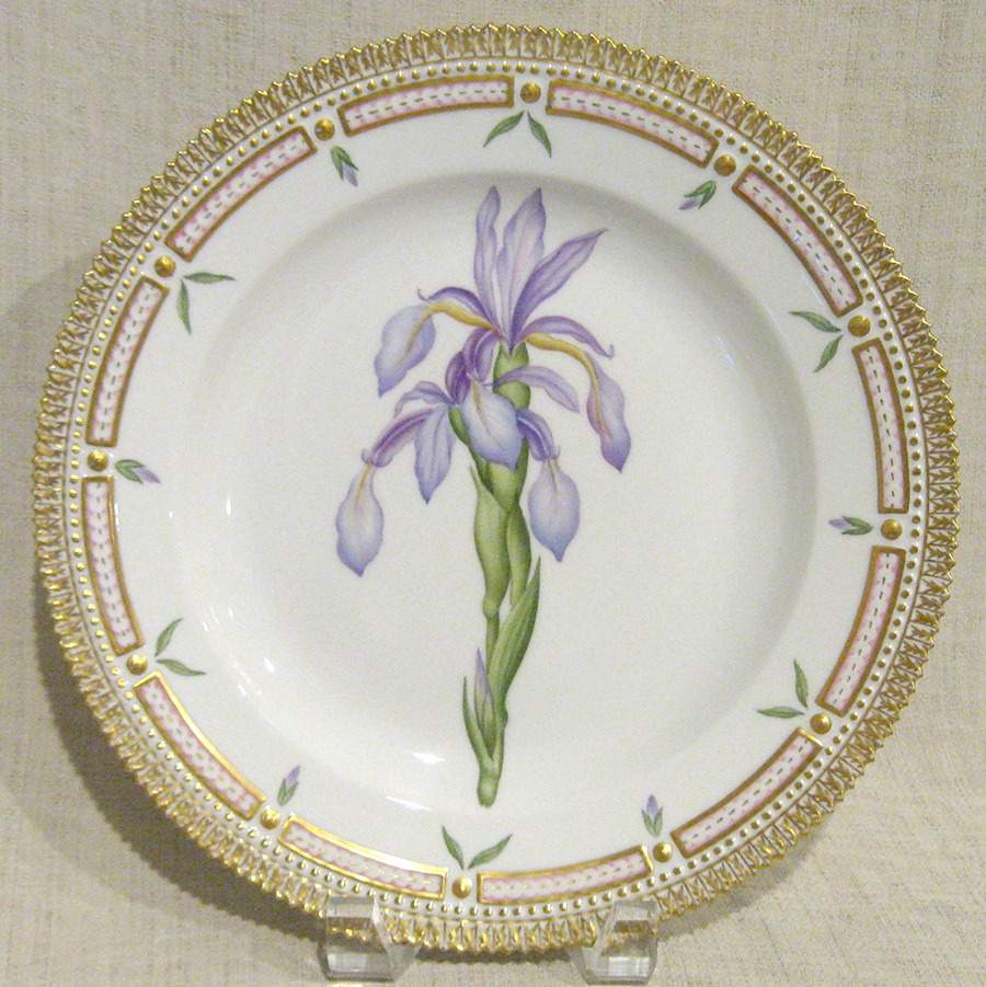 Flora Danica (1961 To Current) Dinner Plate-Iris spria L. by Royal Copenhagen-1