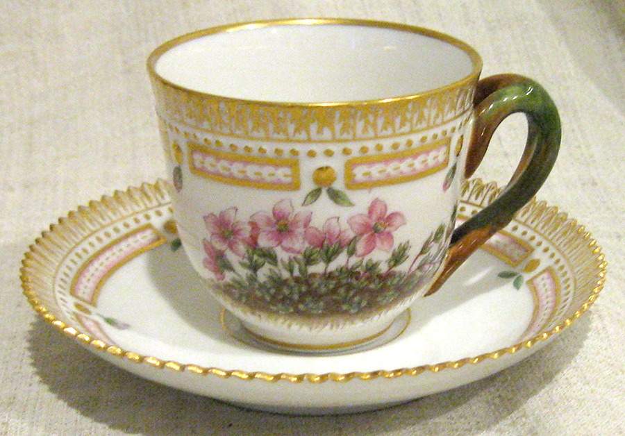 Flora Danica (1961 To Current) Flat Demitasse Cup & Saucer-Saxifraga oppositifoli by Royal Copenhagen-1