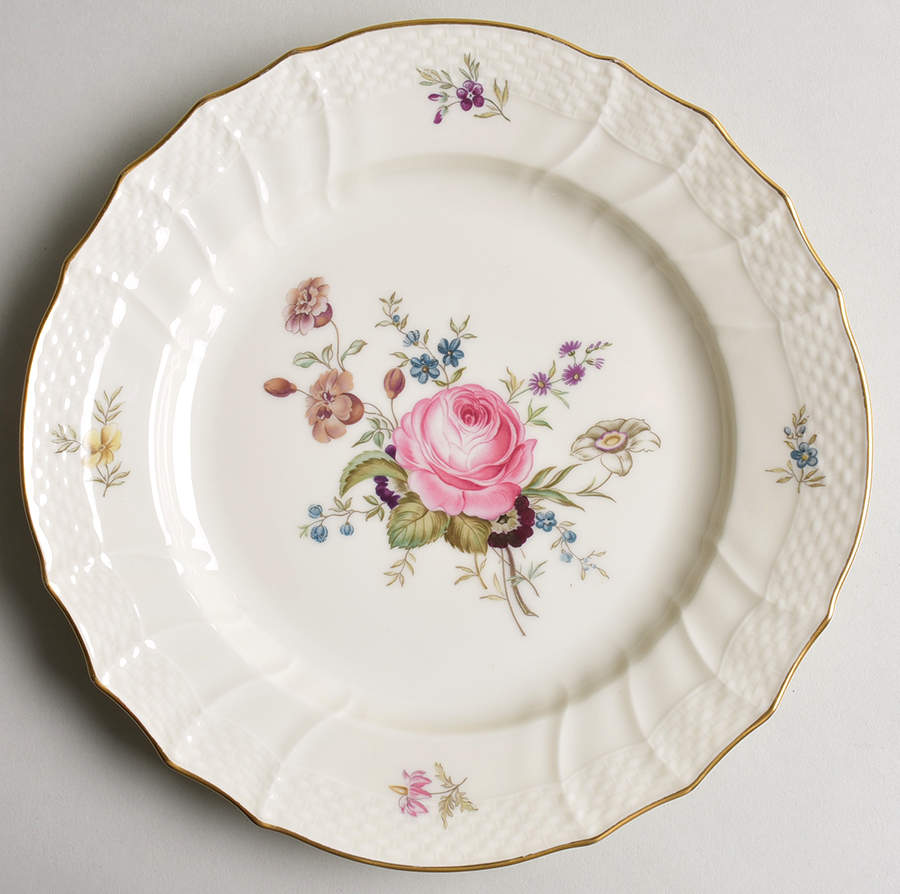 Frijsenborg Luncheon Plate by Royal Copenhagen-1