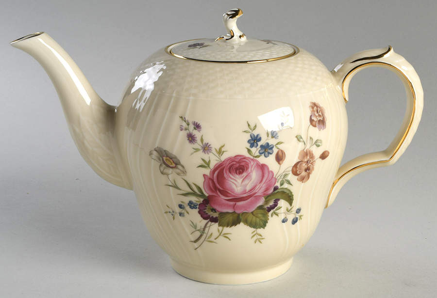 Frijsenborg Teapot & Lid by Royal Copenhagen-1