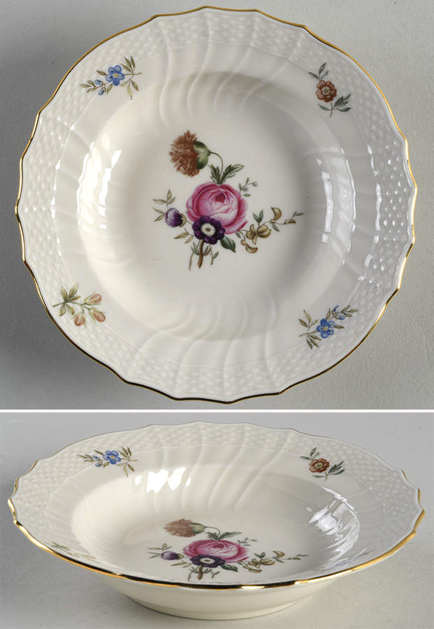 Frijsenborg Rim Fruit/Dessert (Sauce) Bowl by Royal Copenhagen-1