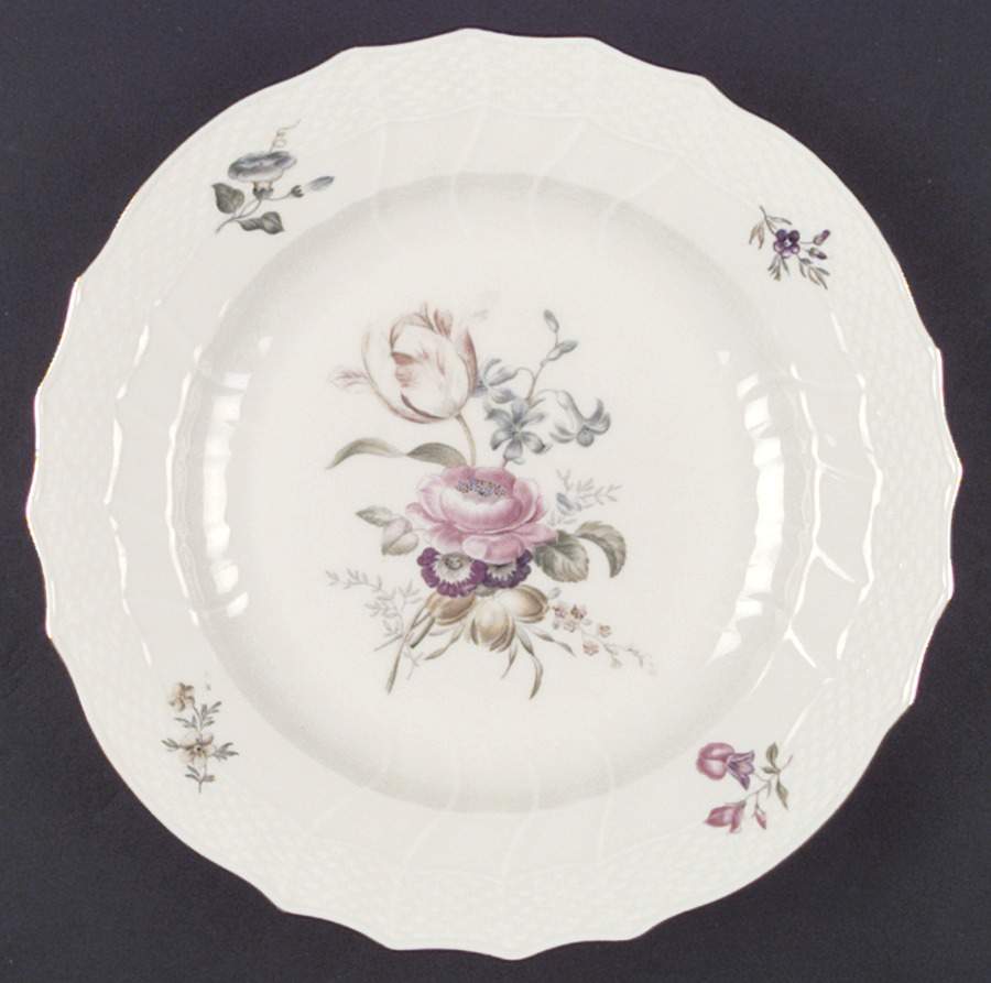 Frijsenborg Dinner Plate by Royal Copenhagen-1