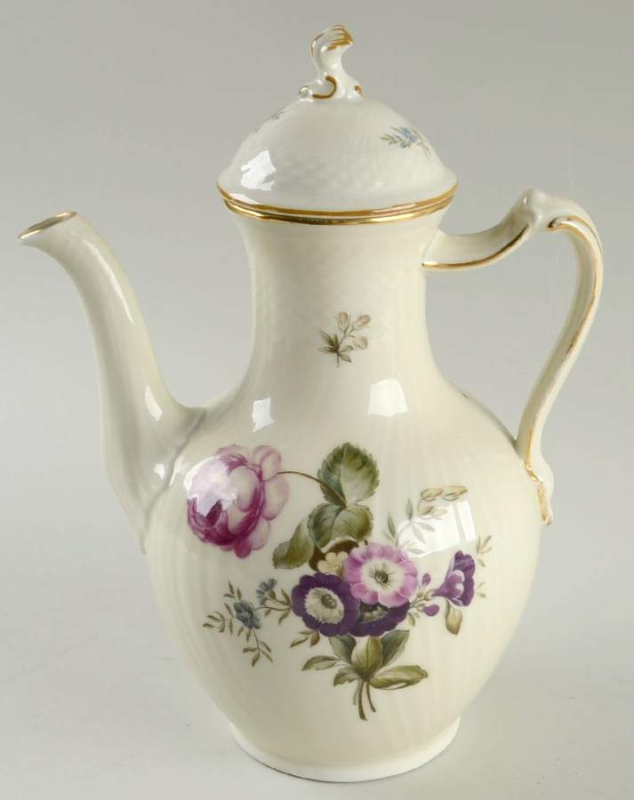 Frijsenborg Coffee Pot & Lid by Royal Copenhagen-1