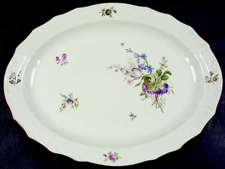 Frijsenborg 17" Oval Serving Platter by Royal Copenhagen-1