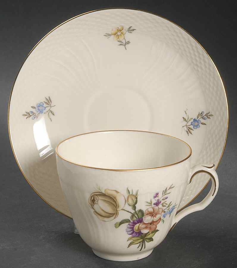 Frijsenborg Flat Cup & Saucer Set by Royal Copenhagen-1