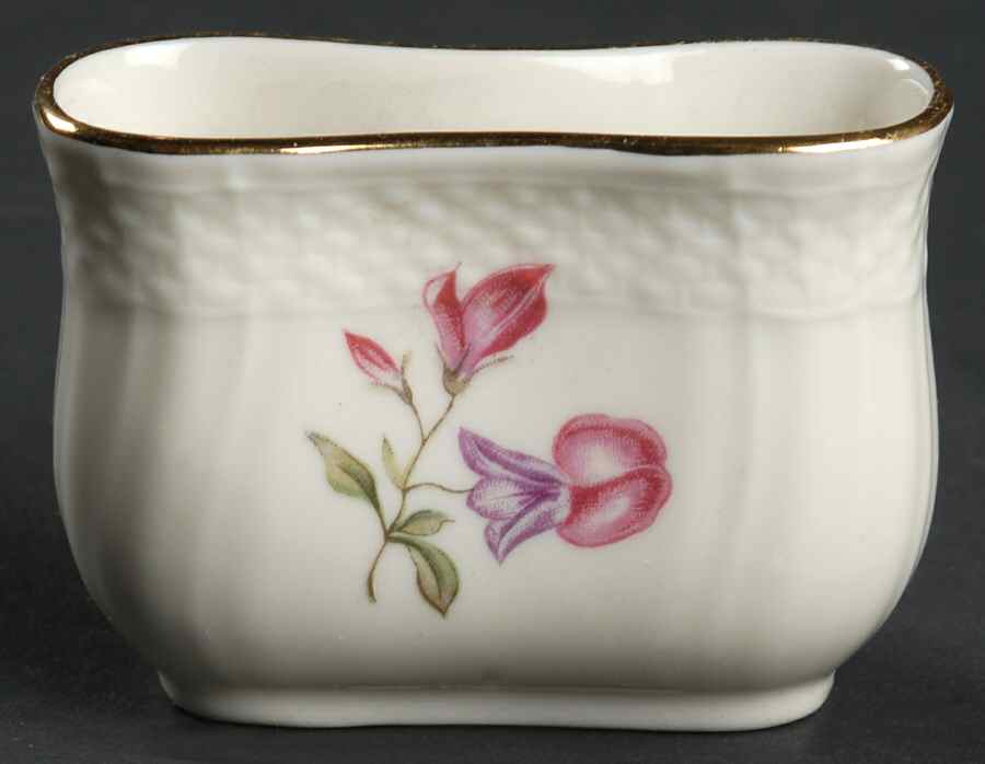 Frijsenborg Cigarette Holder by Royal Copenhagen-1