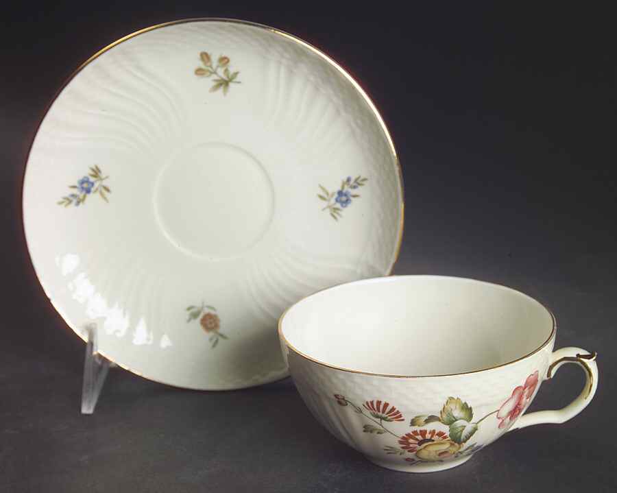 Frijsenborg Flat Cup & Saucer Set by Royal Copenhagen-1