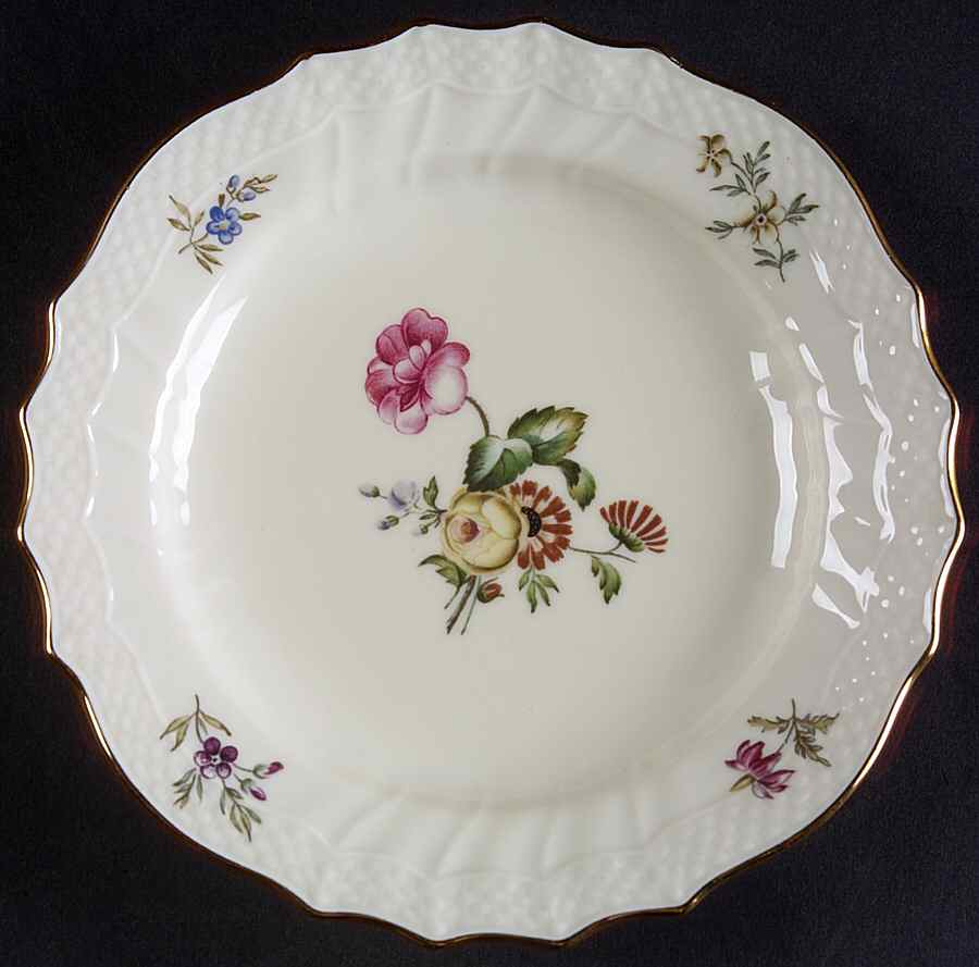 Frijsenborg Dessert/Pie Plate by Royal Copenhagen-1