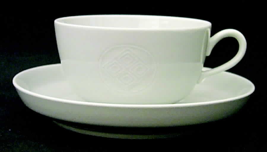 Gemma Oversized Cup & Saucer Set by Royal Copenhagen-1