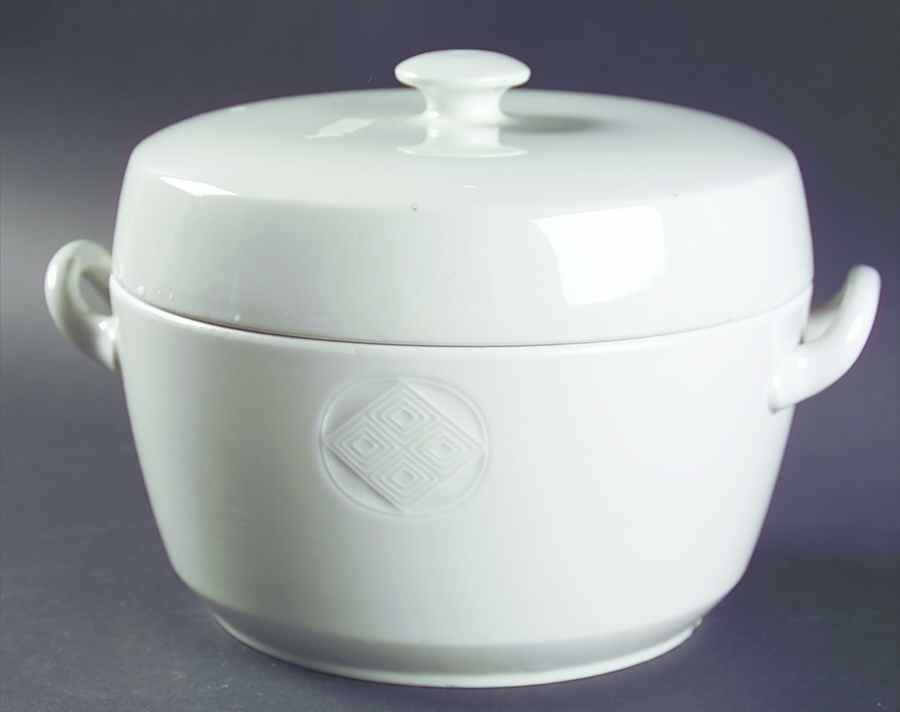 Gemma Round Covered Vegetable by Royal Copenhagen-1