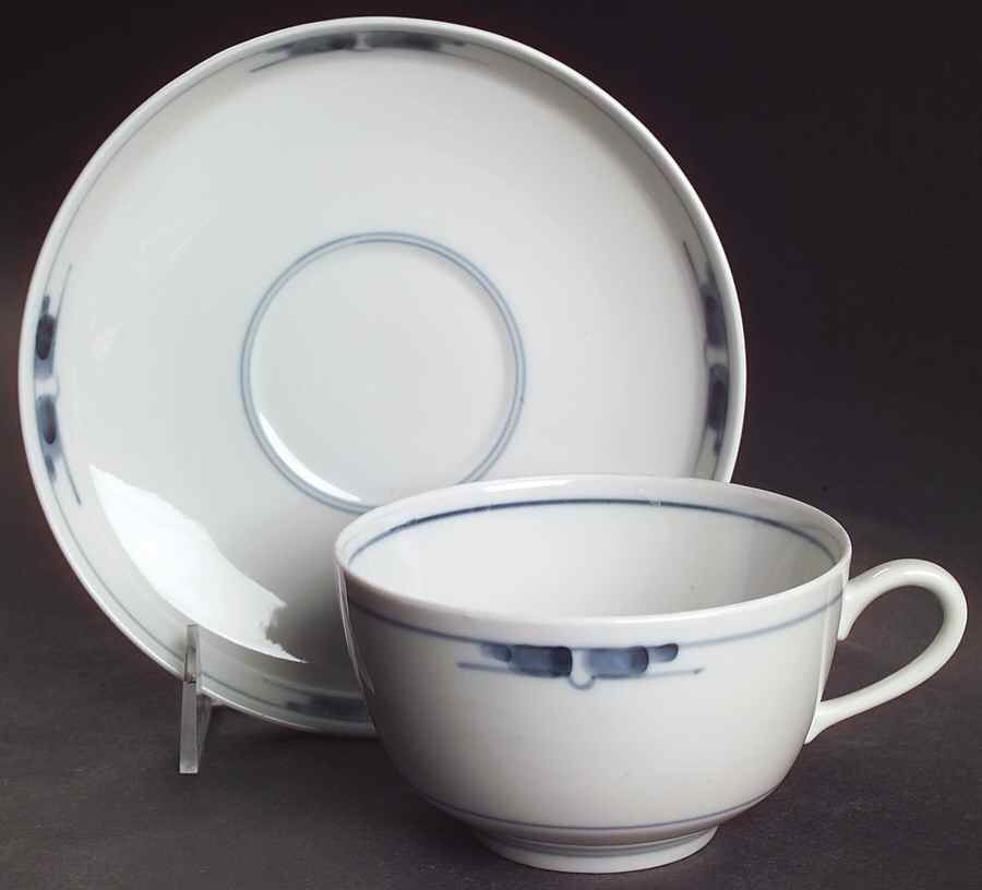 Gemina Oversized Cup & Saucer Set by Royal Copenhagen-1