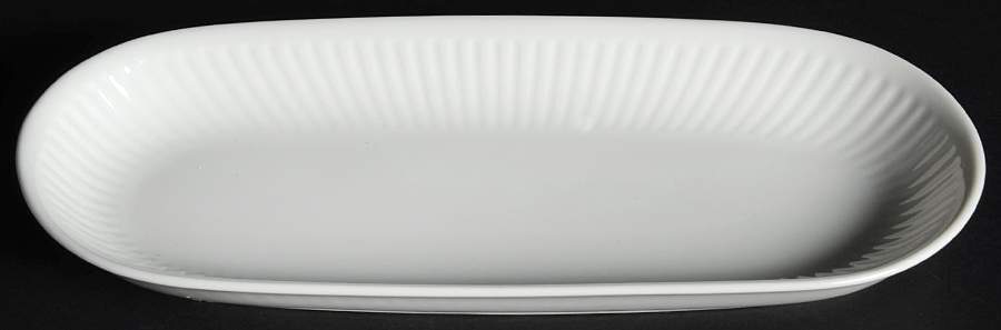 Georgiana Pickle Dish by Royal Copenhagen-1