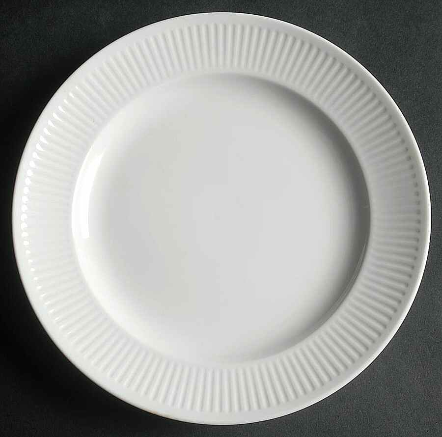 Georgiana Luncheon Plate by Royal Copenhagen-1