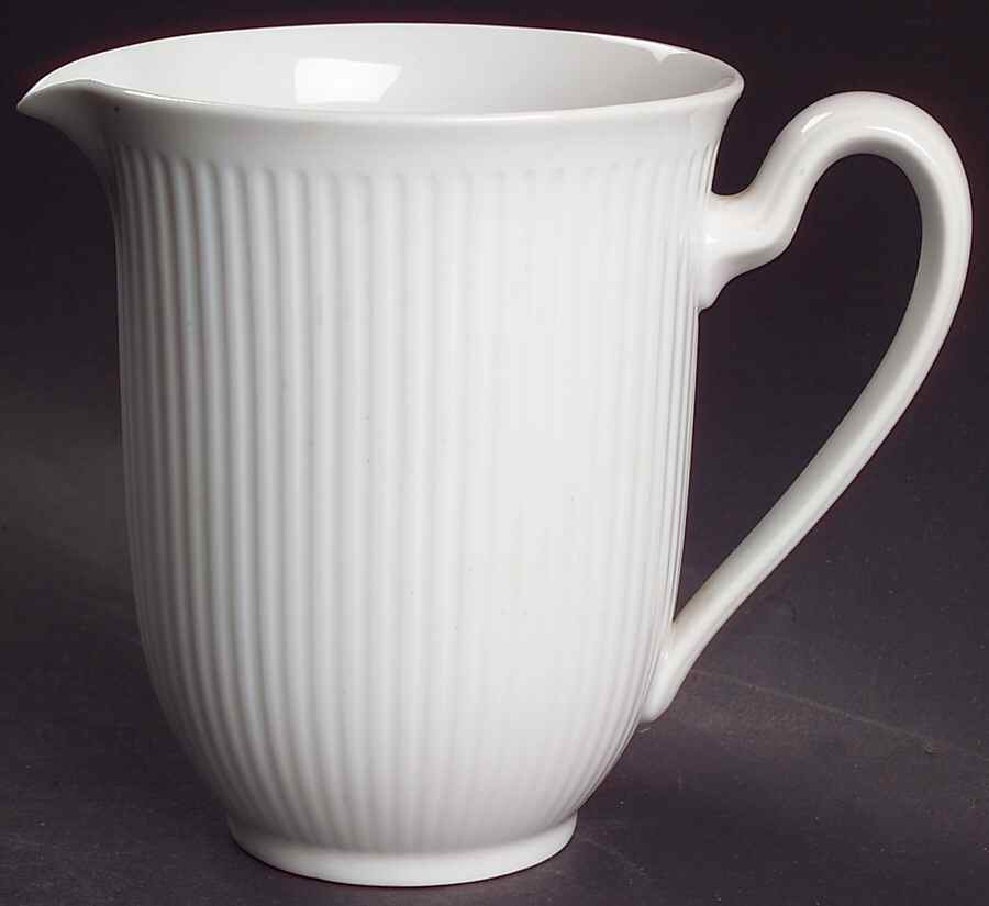 Georgiana 26 Oz Pitcher by Royal Copenhagen-1