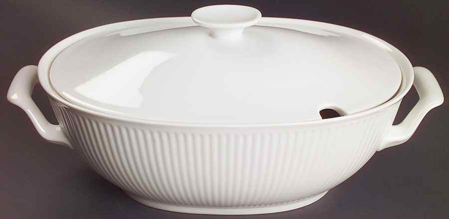 Georgiana Oval Tureen & Lid by Royal Copenhagen-1