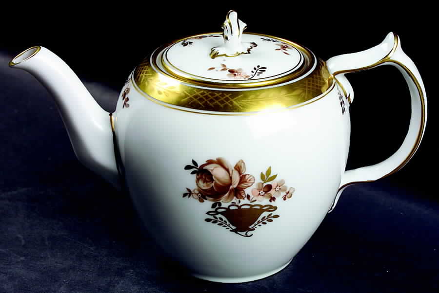 Golden Basket Small Teapot & Lid by Royal Copenhagen-1