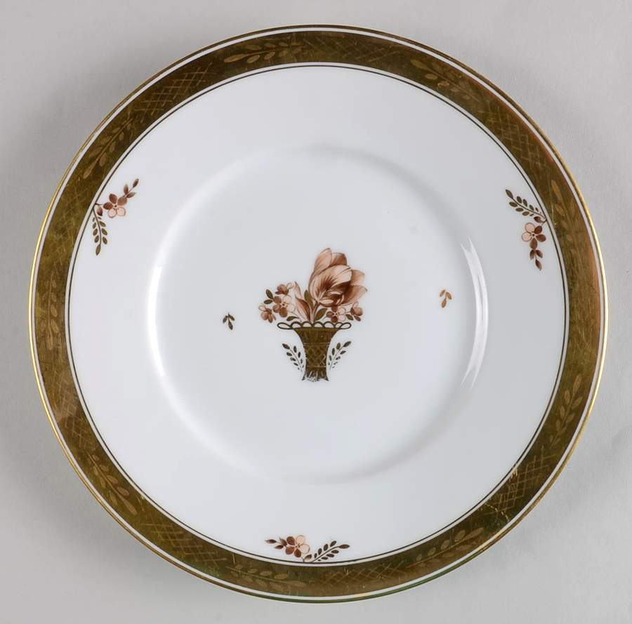 Golden Basket Luncheon Plate by Royal Copenhagen-1